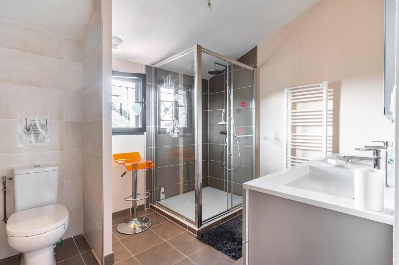 Grande Chambre Privee Avec Salle De Bain Et Wc Labarthe-sur-Leze 外观 照片